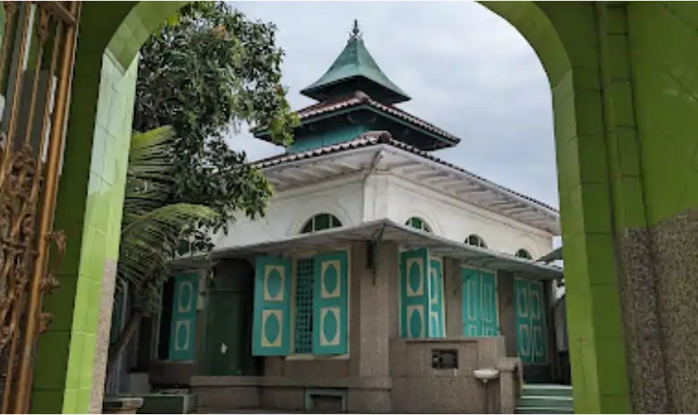 Masjid Layur